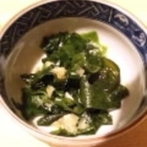 シンプルで簡単おいしい！わかめのナムル